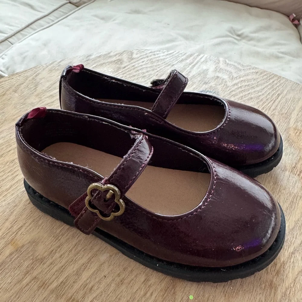 OLD NAVY Burgundy Mary Jane Velcro Dress Shoe Toddler Sz 9